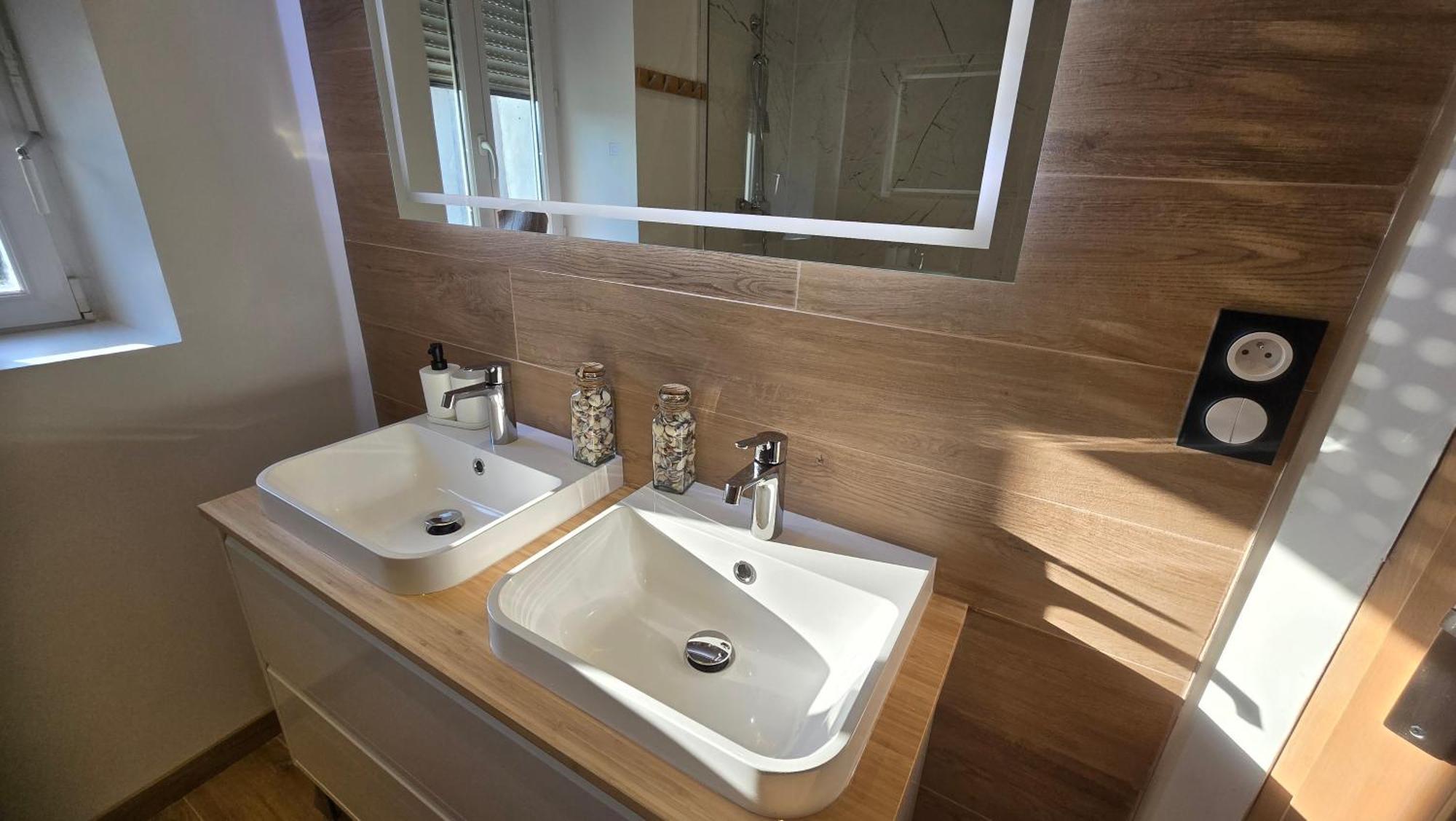 Arkana, Appartement Avec 2 Places De Parking Dole Dış mekan fotoğraf